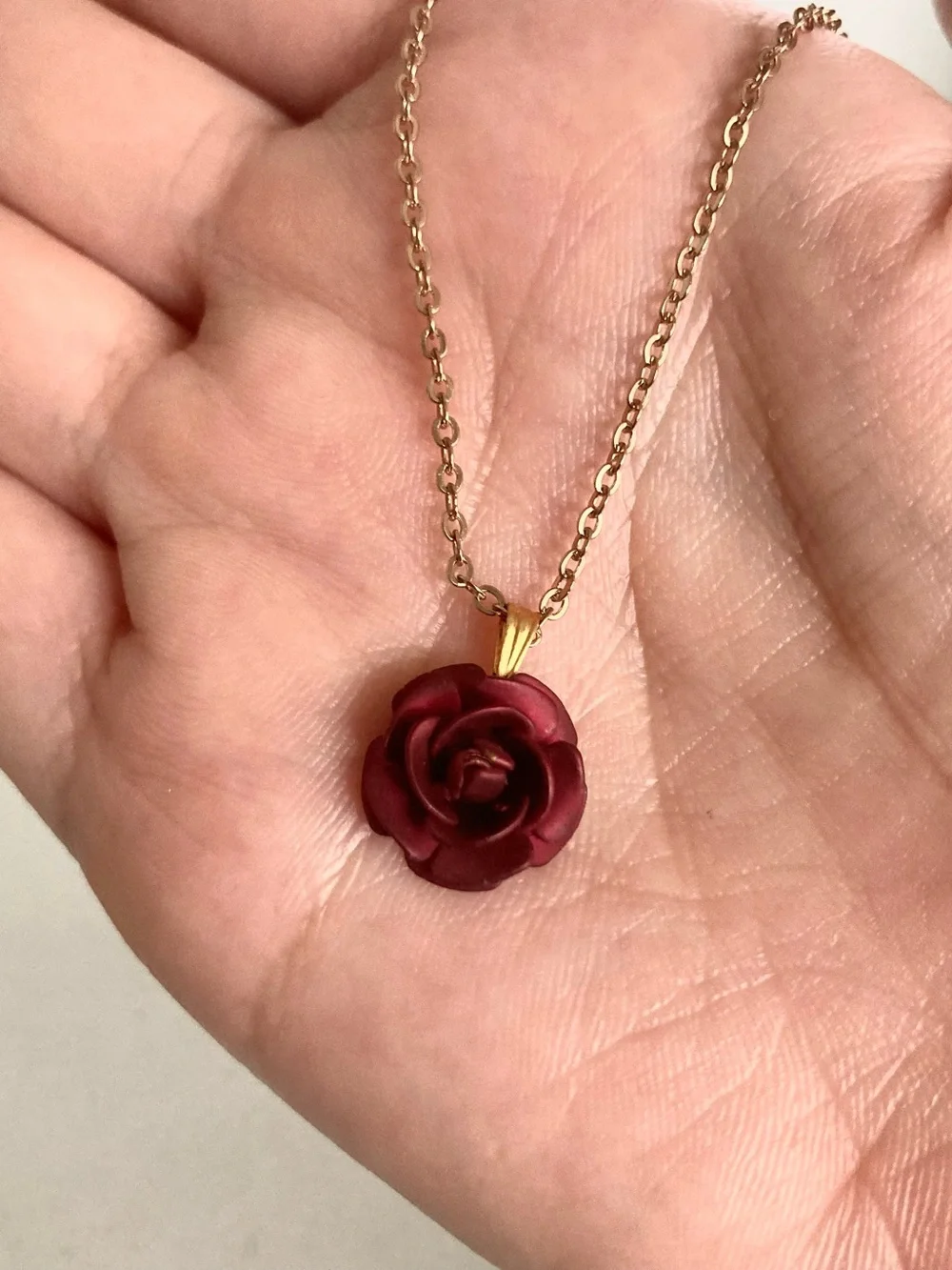 N/A delicate gold